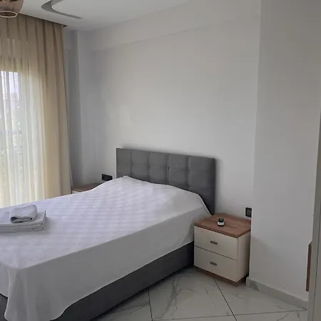 Maya Apartment *