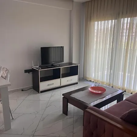 Maya Apartment *